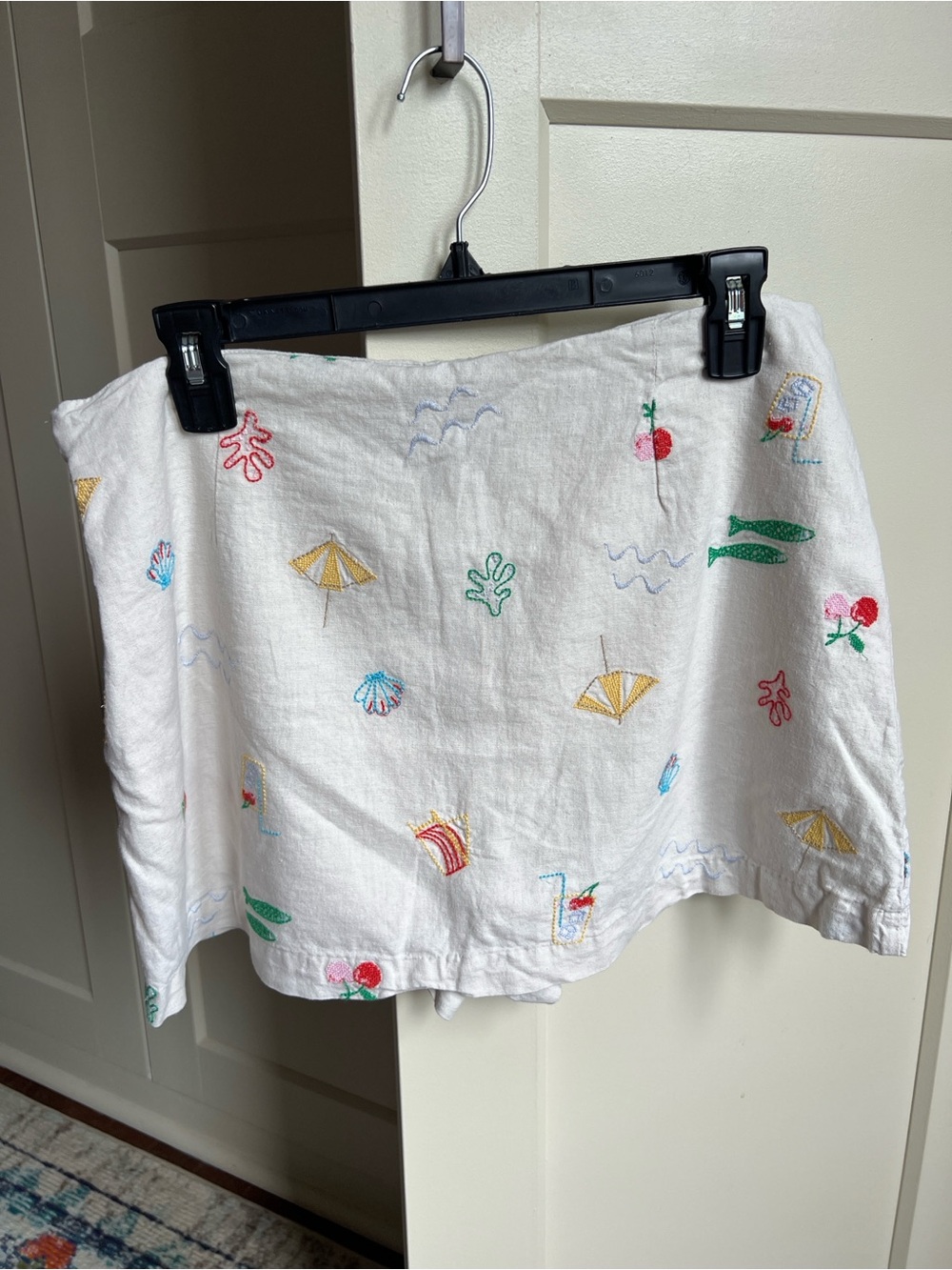 Gap Linen-Blend Embroidered Mini Skort with Beach umbrella beige size medium - Picture 2 of 10